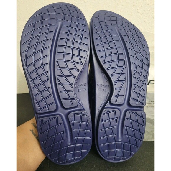OOFOS Original Unisex Recovery Slide Sandals Navy M10 W12 EU43 NWT Style 1000 main image 9